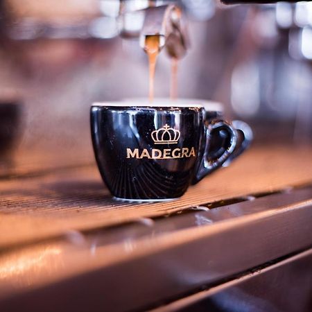 La Madegra Seasuite Salerno Kültér fotó