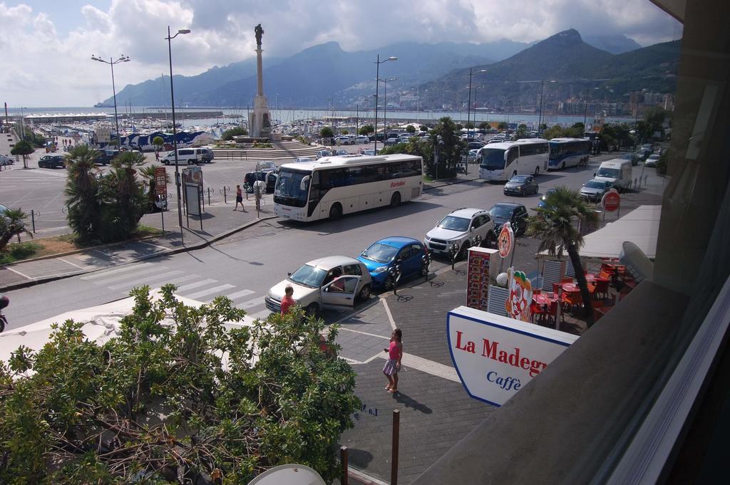 La Madegra Seasuite Salerno Kültér fotó